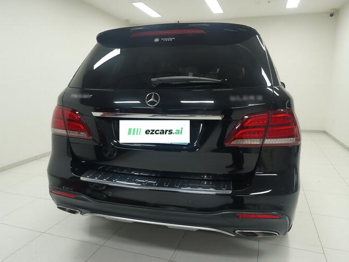 GLE AMG 2017 AMG GLE 43 4MATIC photo 3