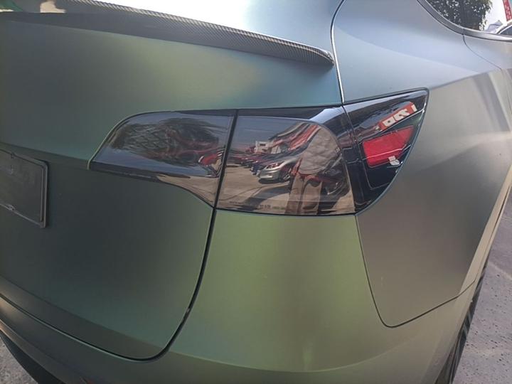 Model Y 2022 RWD photo 7