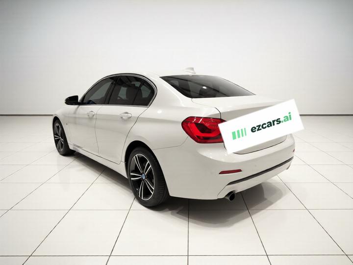 1 Series 2018 118i Sport photo 4