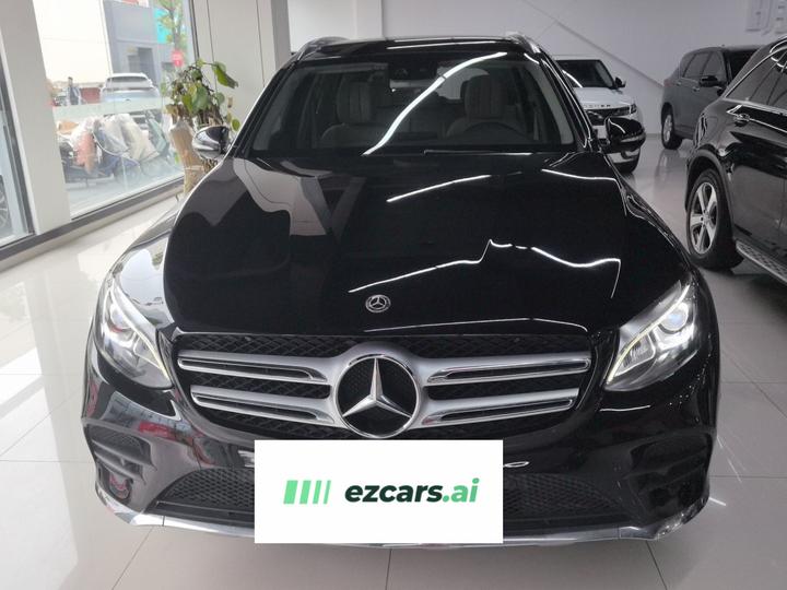 GLC 2019 GLC 260 L 4MATIC Luxury photo 2