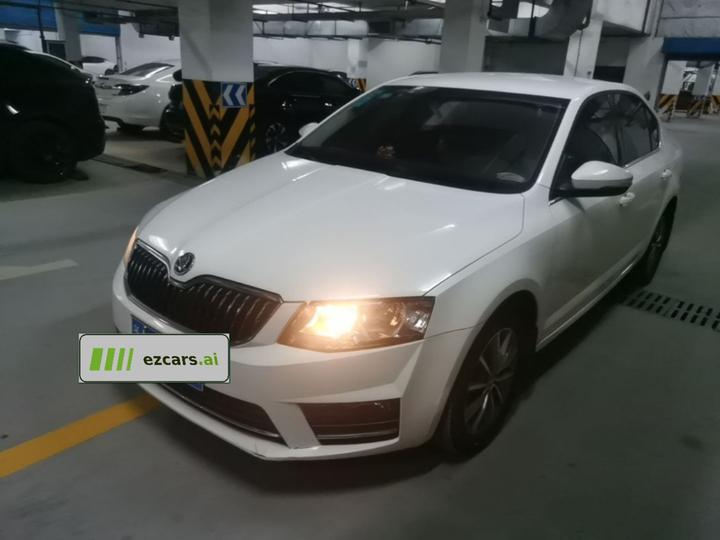 Octavia 2017 1.6L AT