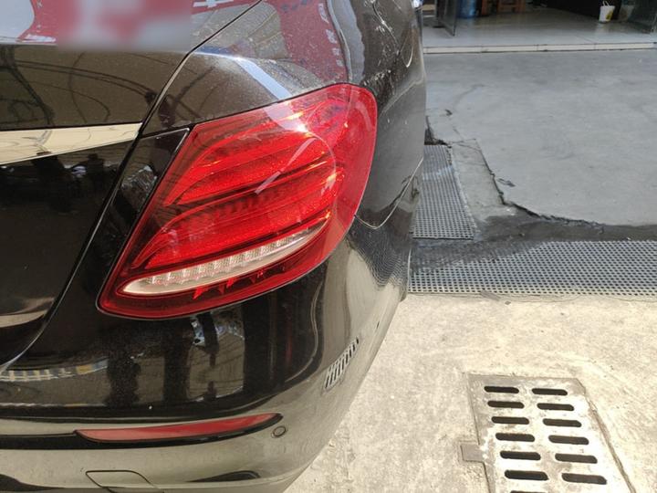E-Class 2018 Facelift E 300 L Sport Luxury photo 7