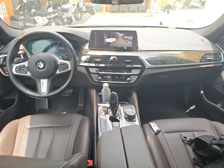 5 Series 2019 525Li M Sport Package photo 5