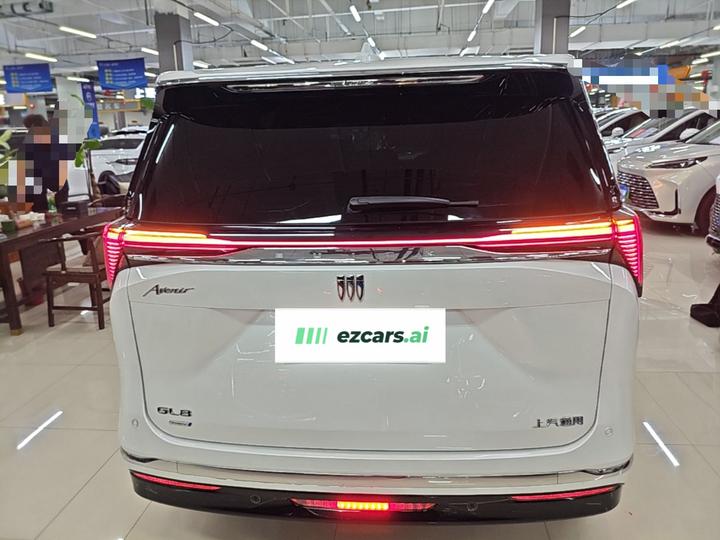 GL8 EV 2024 7-Seater photo 5