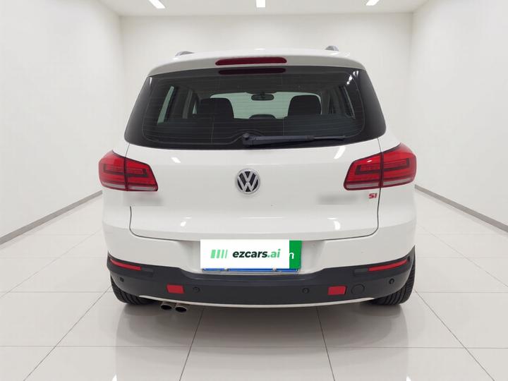 Tiguan 2015 1.8TSI AT RWD Luxury photo 5
