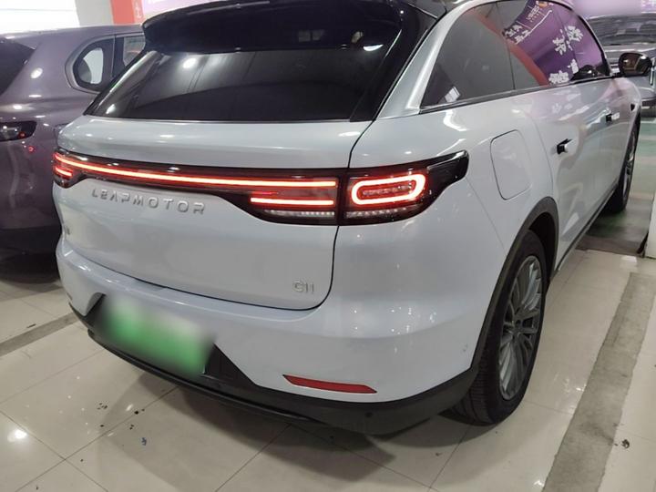 Leapmotor C11 2024 EV 580 Exclusive photo 6