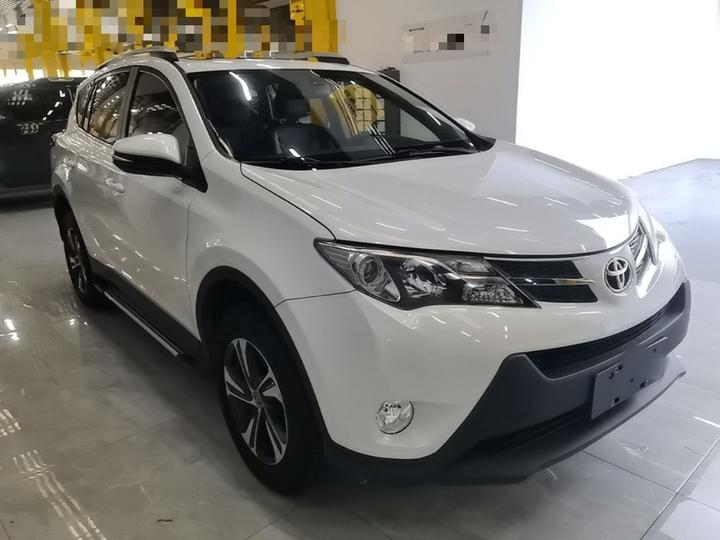 RAV4 2015 2.0L CVT RWD photo 3