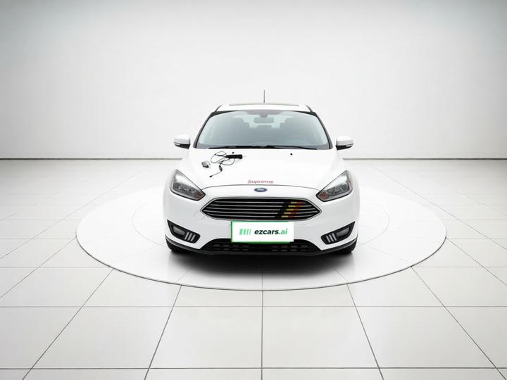 Focus 2017 Sedan 1.6L MT Comfort photo 2