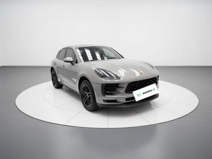 2018 Macan 2.0T photo 3