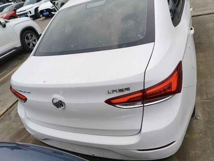 Excelle 2021 Facelift Classic 1.5L AT Elite photo 3