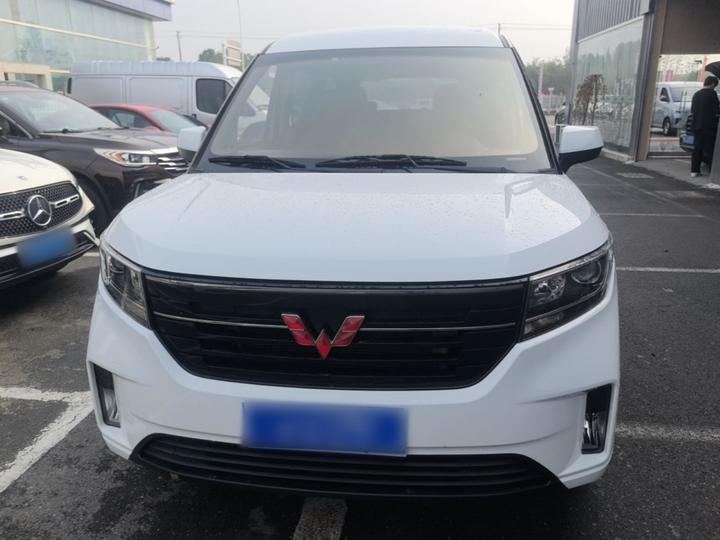 Wuling 2021 1.5T MT Luxury photo 2