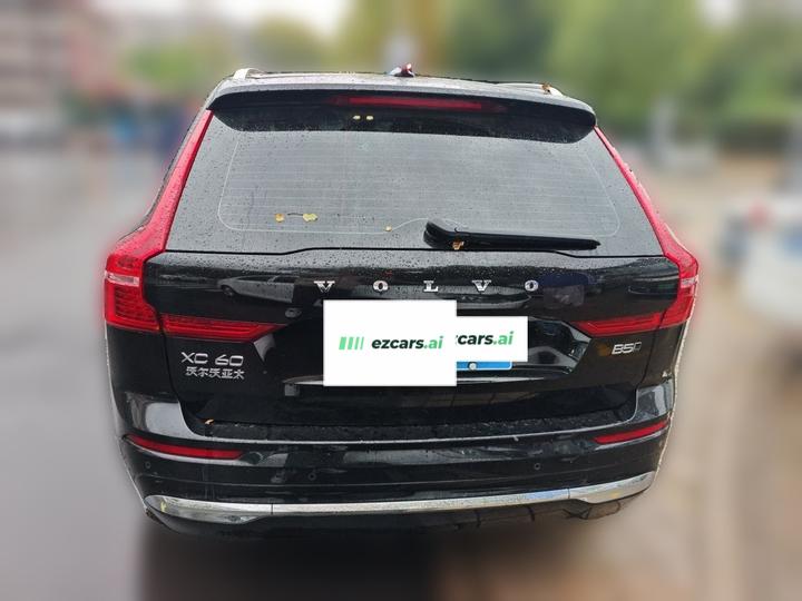 XC60 2023 B5 AWD Luxury photo 3