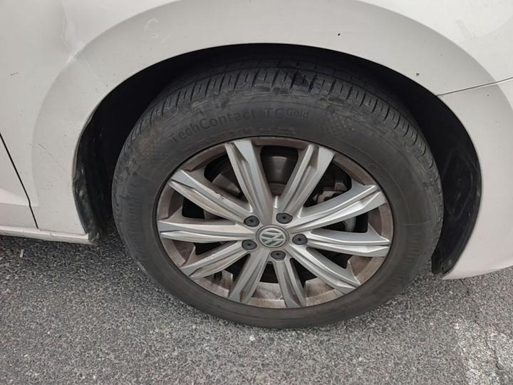 2018 L 280TSI DSG 6-Seater photo 8