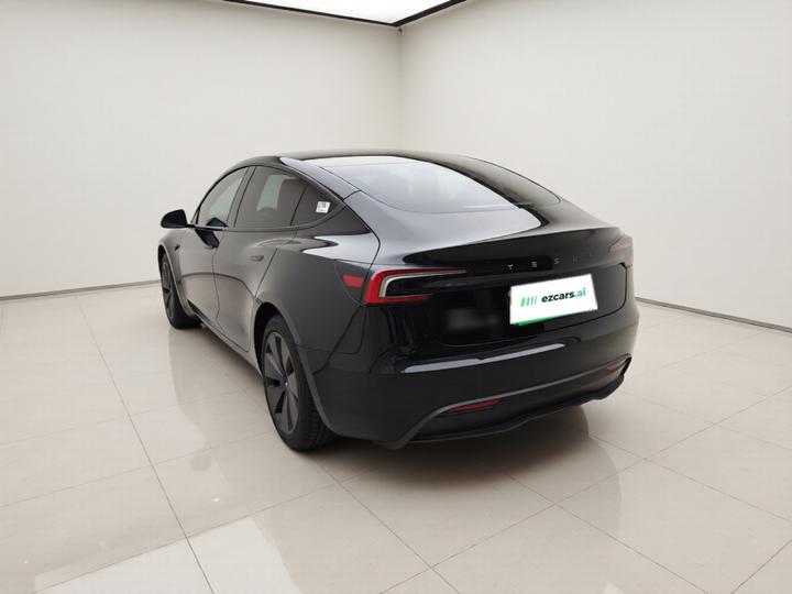 Model 3 2026 Long Range AWD photo 4
