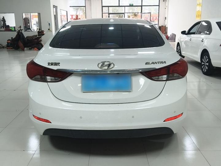 Elantra 2016 1.6L AT Smart photo 5
