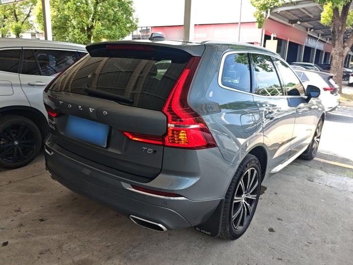 XC60 2021 T5 AWD Luxury photo 4
