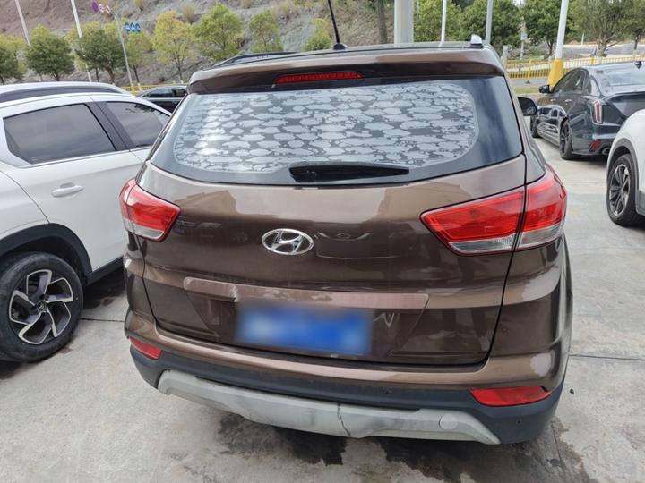 ix25 2017 1.6L AT Smart photo 4