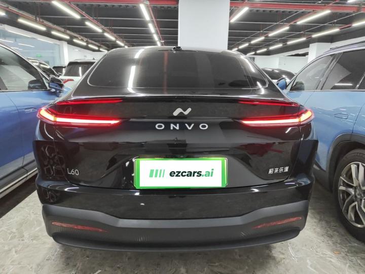 L60 2025 60kWh RWD photo 5