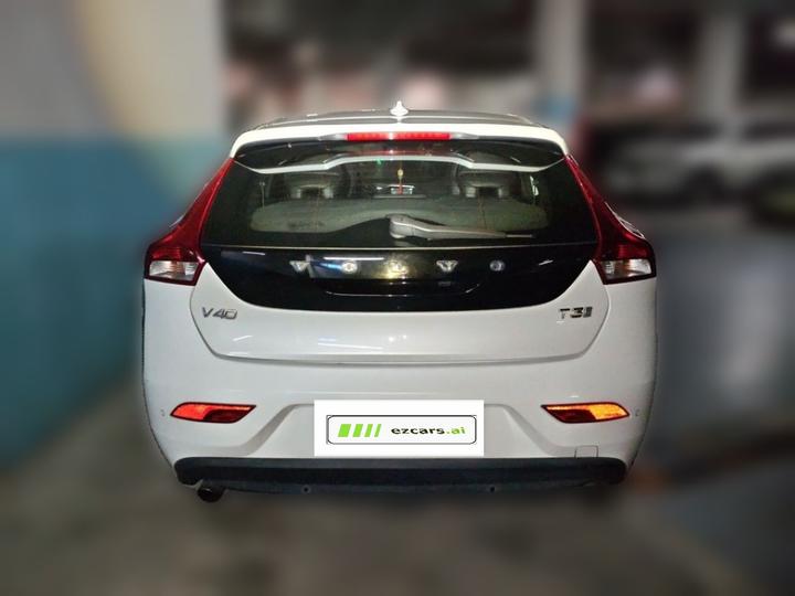 V40 2017 T3 photo 5