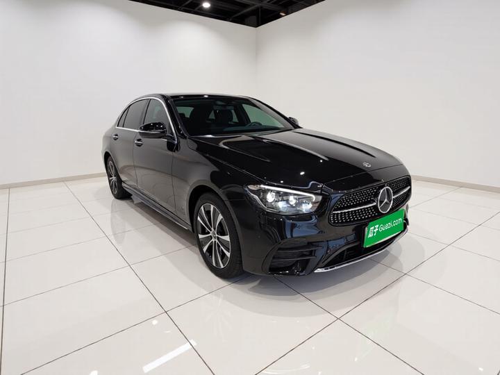E-Class EV 2021 E 350 e L PHEV Sport photo 3