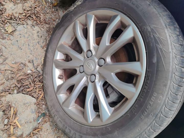Vision 2019 Upgraded 1.5L MT Luxury China VI photo 8