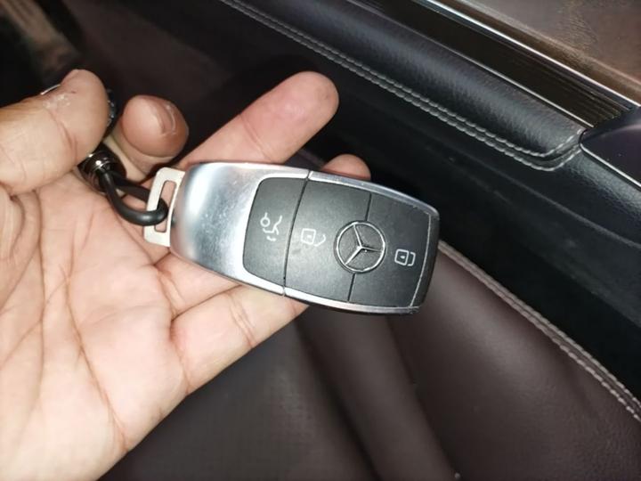 GLC 2022 Facelift GLC 300 L 4MATIC Dynamic photo 8