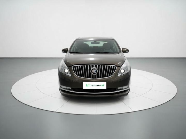 GL8 2014 3.0L XT Luxury Business Flagship photo 2
