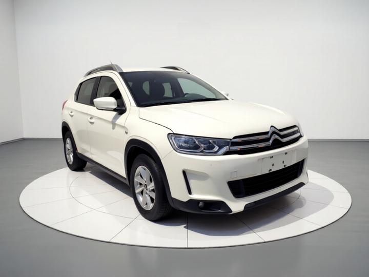 C3-XR 2017 1.6L MT Fashion photo 3