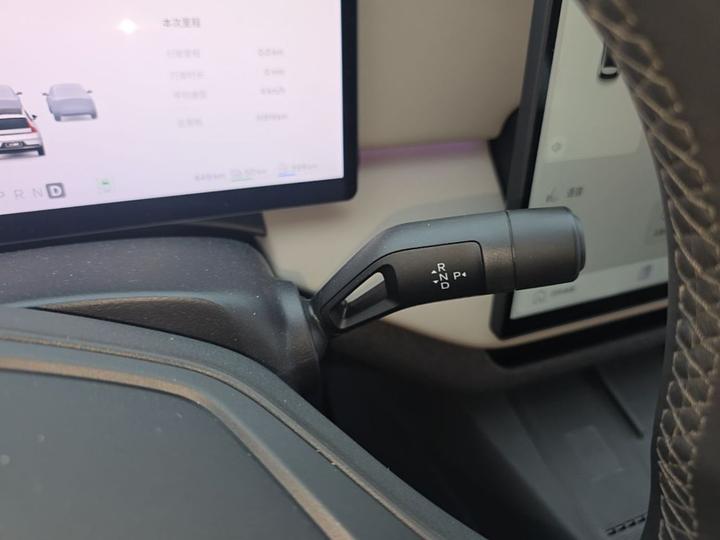 XC70 Hybrid 2026 RWD Long Range Core photo 8