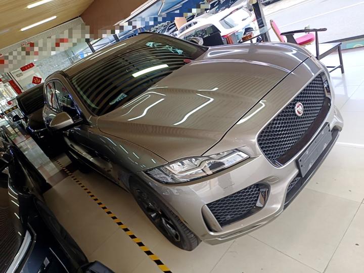 F-PACE 2020 2.0T photo 3