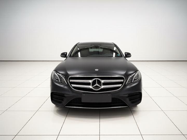 E-Class 2017 E 300 L Sport Luxury photo 2