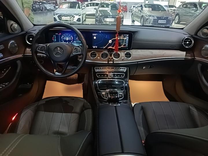 E-Class 2017 E 320 L 4MATIC photo 5
