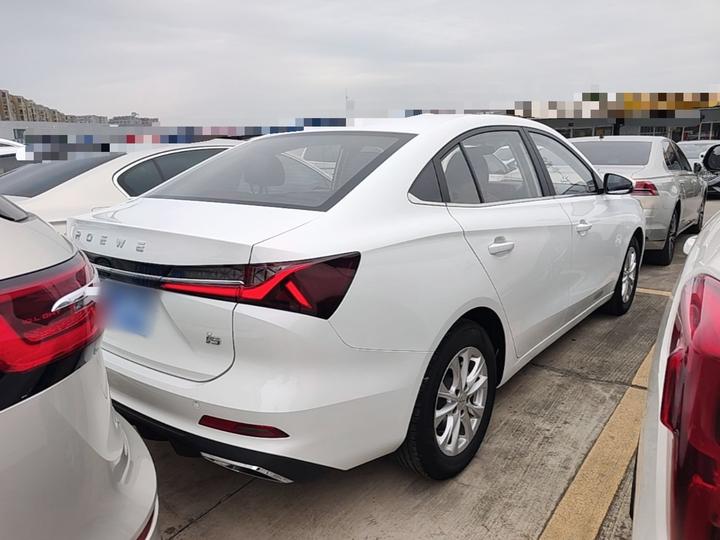 i5 2023 1.5L CVT Luxury photo 4