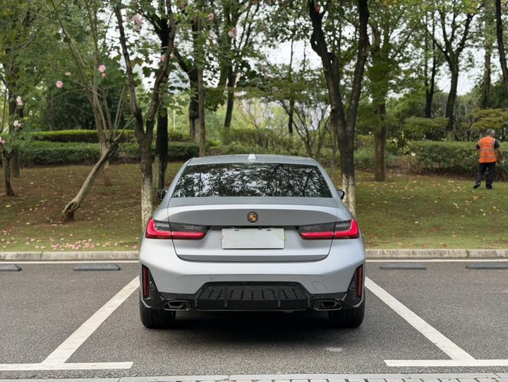 3 Series 2025 330Li 50 photo 5