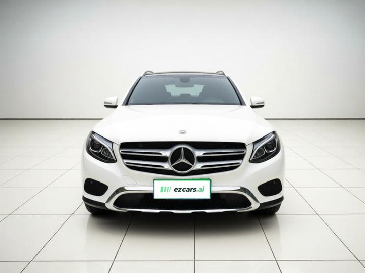 GLC 2019 GLC 200 L 4MATIC photo 2