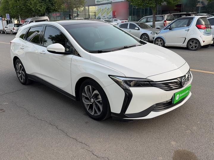6 2022 PHEV Smart photo 3