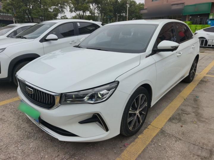 Emgrand 2022 4 1.5L CVT Premium