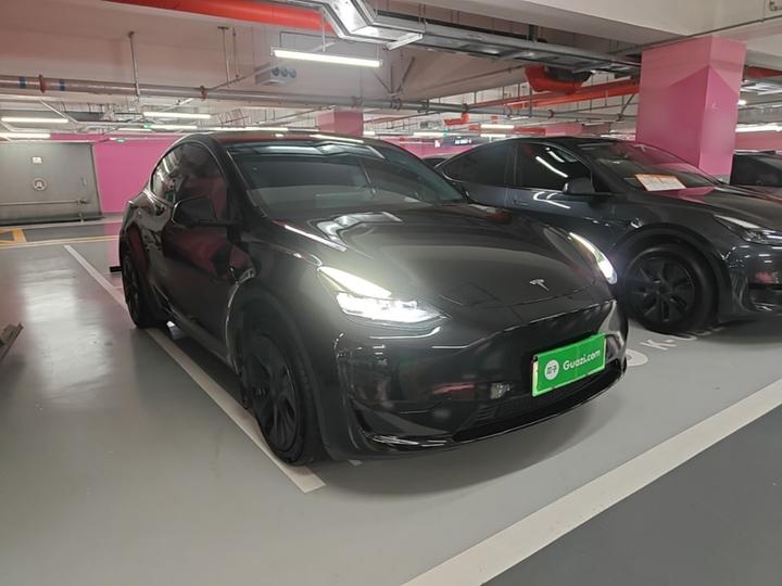 Model Y 2023 RWD photo 3