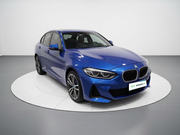 1 Series 2019 120i Leading M Sport Package photo 3