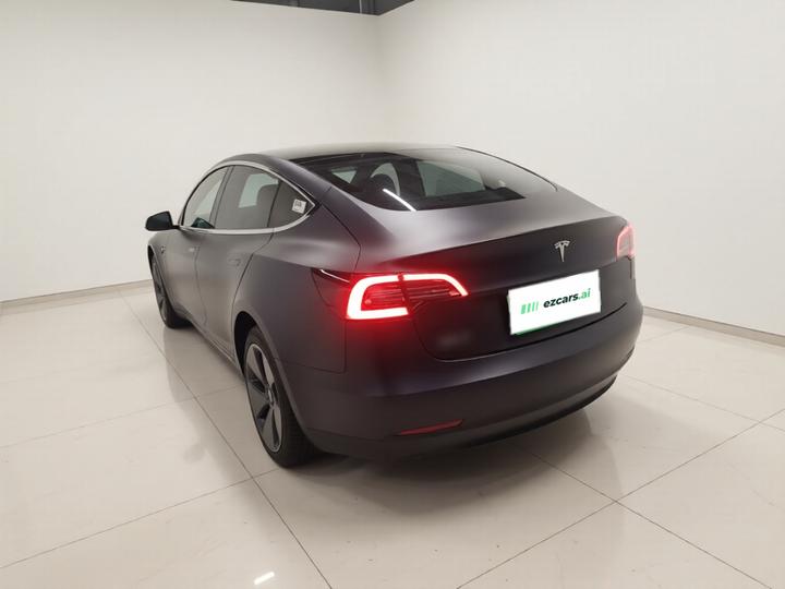 Model 3 2022 RWD photo 4