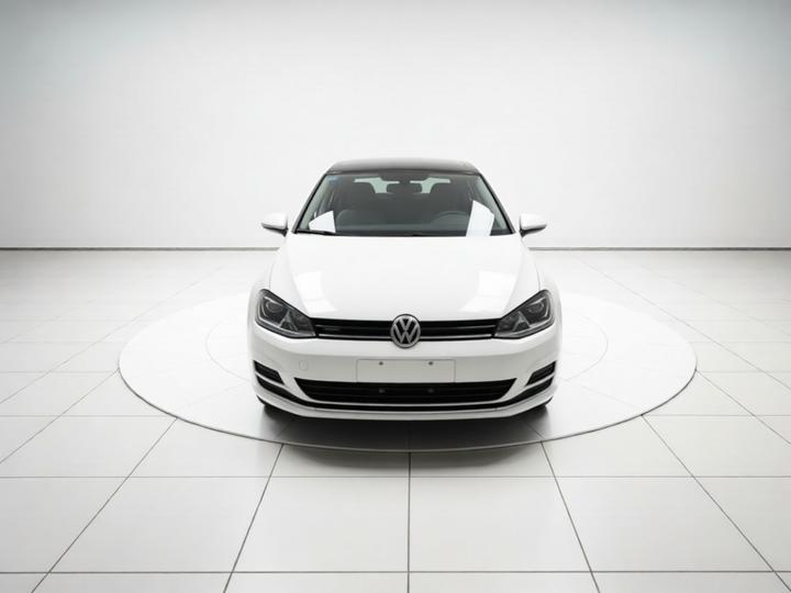 Golf 2016 230TSI AT Luxury photo 2