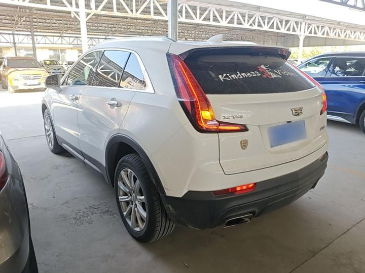 XT4 2018 28T RWD Tech photo 4
