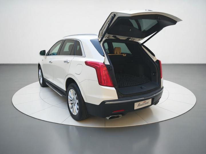 XT5 2016 28T AWD Tech photo 4