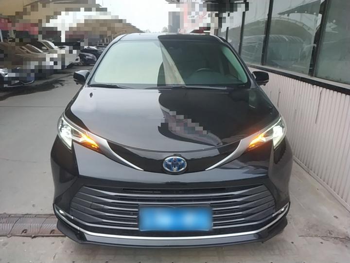 Sienna 2021 2.5L Hybrid Luxury photo 2