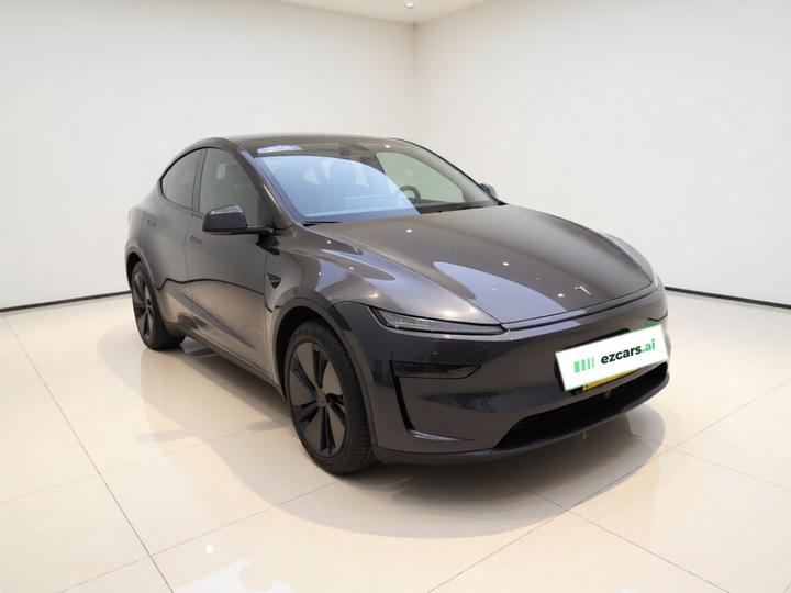 Model Y 2025 Long Range AWD photo 3