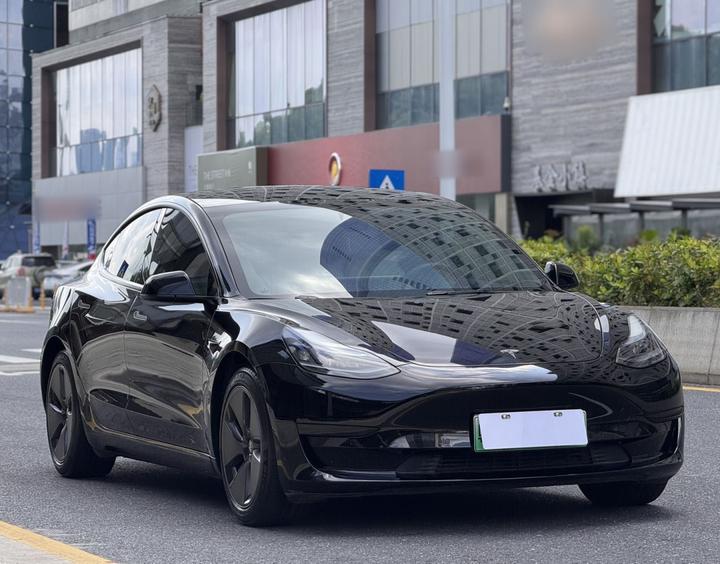 Model 3 2022 RWD photo 3
