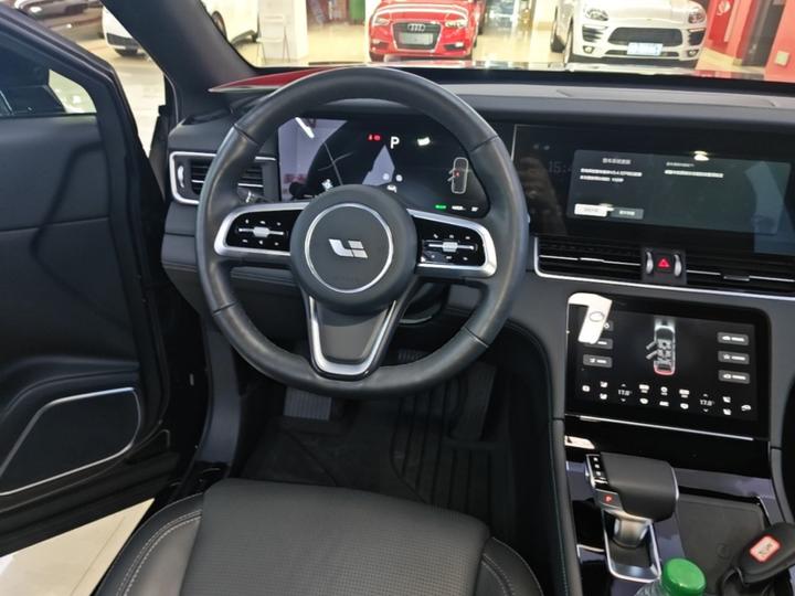 Li Auto ONE 2021 EREV 6-Seater photo 6
