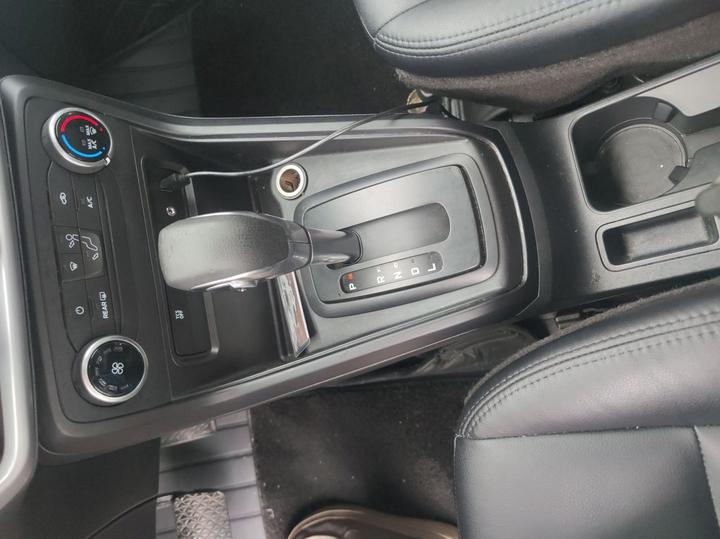 2018 1.5L AT photo 6