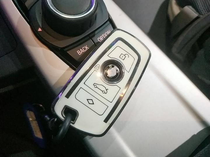 3 Series 2016 320Li Progressive photo 8