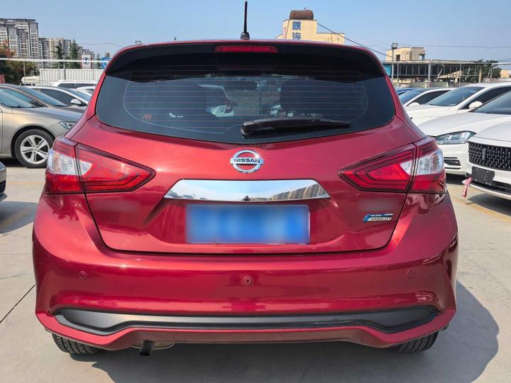 Tiida 2016 1.6L CVT photo 5